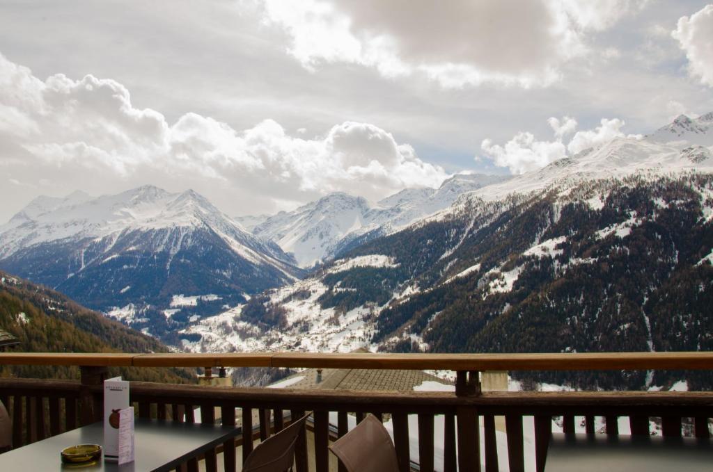 Hotel Le Grand Chalet Favre Сен-Люк Экстерьер фото